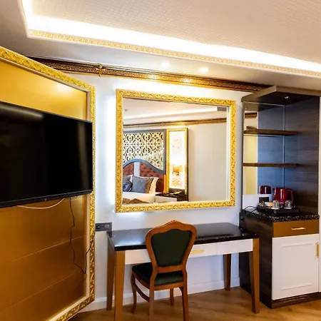 Adalya Palace 3*