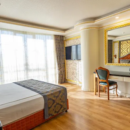 Adalya Palace Hotel 3*