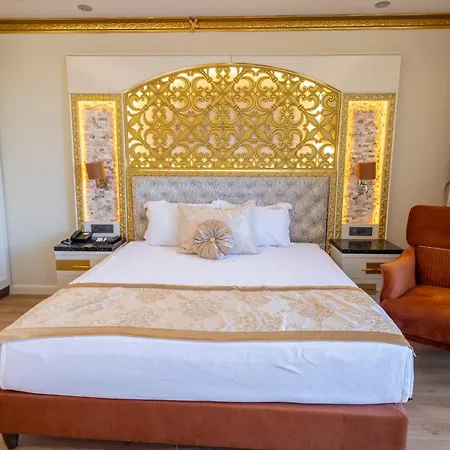 Adalya Palace *
