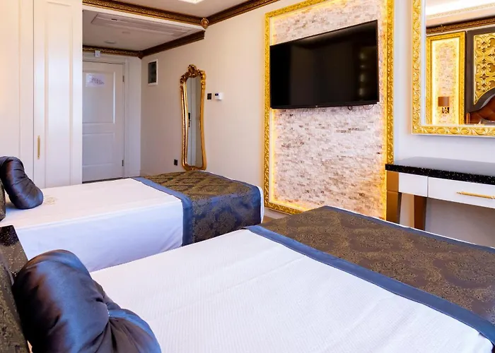 Adalya Palace 3*