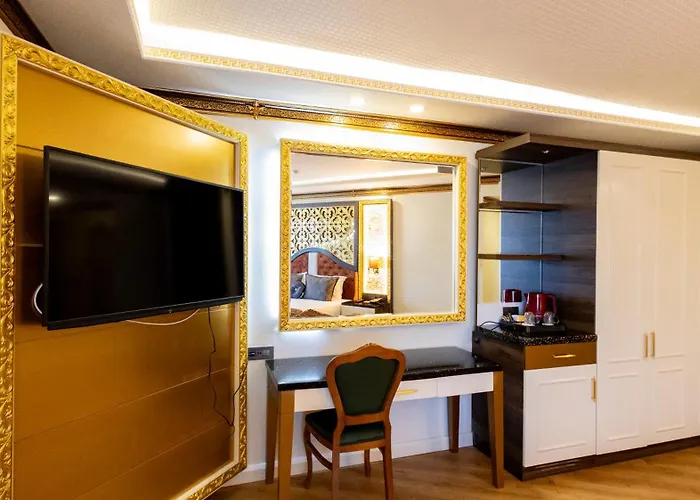 Adalya Palace 3*