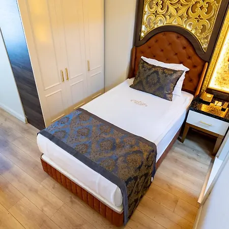 מלון Adalya Palace