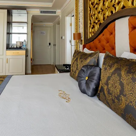 Adalya Palace מלון