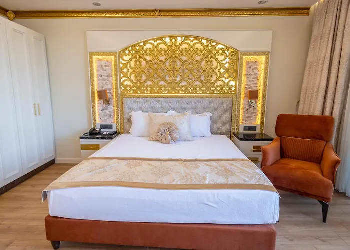 Adalya Palace 3*